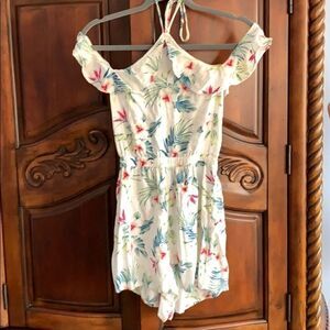 Hollister floral romper- Size XS